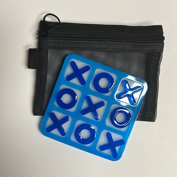 🌈 2 x $15 🆕 
Vibrant Tic-Tac-Toe Game Set - Picture 1 of 8